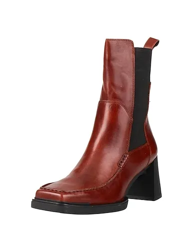 https://images.styletyx.com/images/brick-red-leather-ankle-boot-vagabond-shoemakers-12950214_2.webp