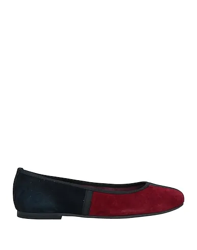 https://images.styletyx.com/images/brick-red-leather-ballet-flats-knoll-1549962355_1.webp