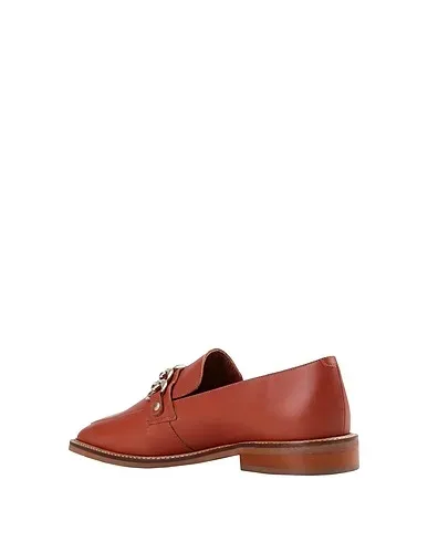 https://images.styletyx.com/images/brick-red-loafers-jonak-1087970_3.webp