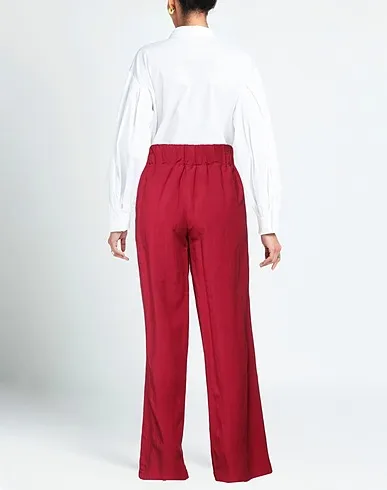 https://images.styletyx.com/images/brick-red-plain-weave-casual-pants-nina-14-7-3231611_3.webp