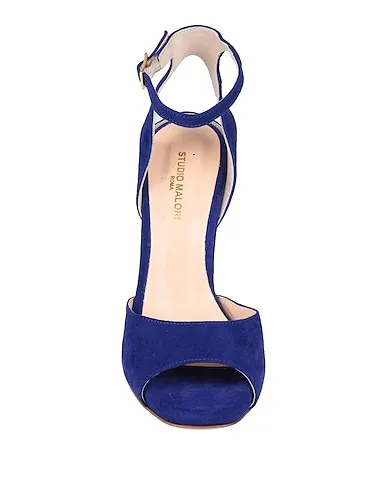 https://images.styletyx.com/images/bright-blue-leather-sandals-studio-malori-roma-2861382_4.webp