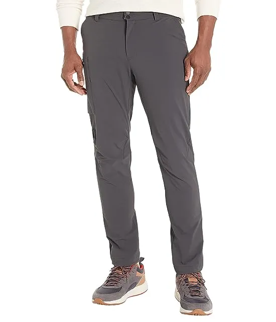 https://images.styletyx.com/images/brono-softshell-pants-helly-hansen-13054200_1.webp