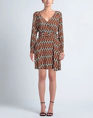 https://images.styletyx.com/images/brown-crepe-short-dress-attic-and-barn-729843139_2.webp