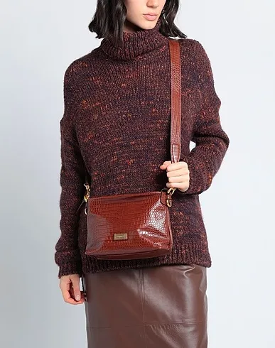 https://images.styletyx.com/images/brown-cross-body-bags-gianni-chiarini-875554876_3.webp