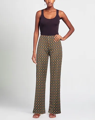 https://images.styletyx.com/images/brown-jacquard-casual-pants-guttha-1549862458_2.webp