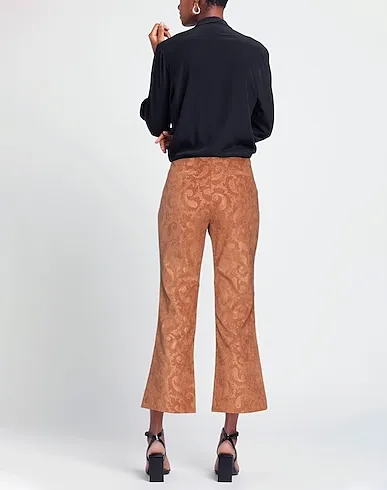https://images.styletyx.com/images/brown-jacquard-casual-pants-options-198541_3.webp