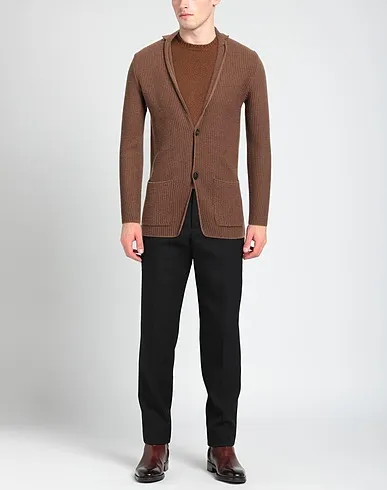 https://images.styletyx.com/images/brown-knitted-cardigan-ferrante-722030412_2.webp