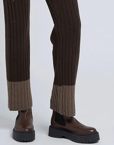 https://images.styletyx.com/images/brown-knitted-casual-pants-jack-jones-3149586_4.webp