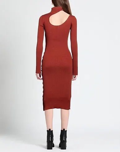 https://images.styletyx.com/images/brown-knitted-midi-dress-petar-petrov-1271084005_3.webp