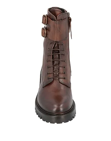https://images.styletyx.com/images/brown-leather-ankle-boot-alexander-hotto-710926398_4.webp