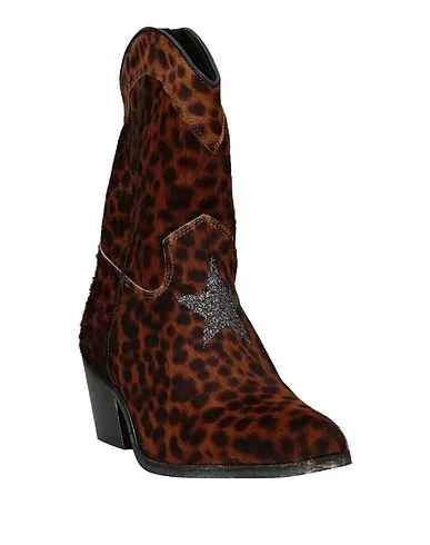 https://images.styletyx.com/images/brown-leather-ankle-boot-nira-rubens-13117838_2.webp