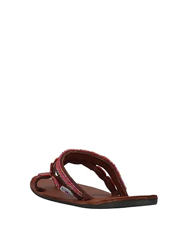 https://images.styletyx.com/images/brown-leather-flip-flops-aspiga-710505639_3.webp