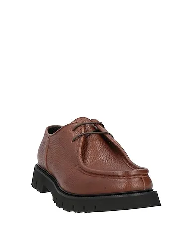 https://images.styletyx.com/images/brown-leather-laced-shoes-seboy-s-1006774236_2.webp