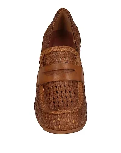 https://images.styletyx.com/images/brown-leather-loafers-divine-follie-3200448_4.webp