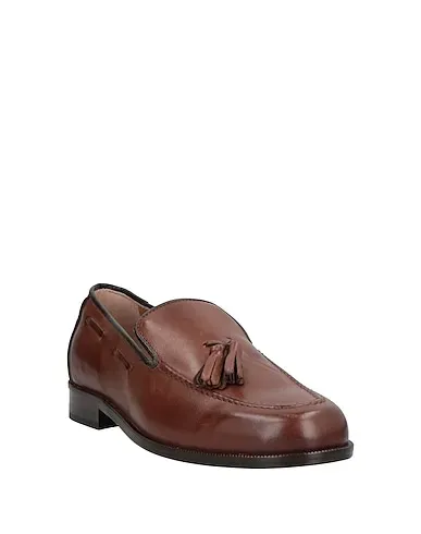 https://images.styletyx.com/images/brown-leather-loafers-grey-daniele-alessandrini-3206620_2.webp