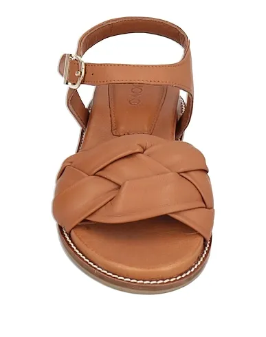 https://images.styletyx.com/images/brown-leather-sandals-inuovo-13017079_4.webp