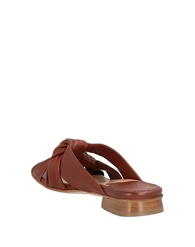 https://images.styletyx.com/images/brown-leather-sandals-ixos-916359395_3.webp