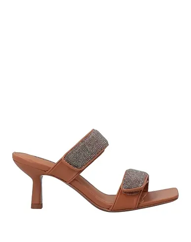 https://images.styletyx.com/images/brown-leather-sandals-lola-cruz-13008124_1.webp