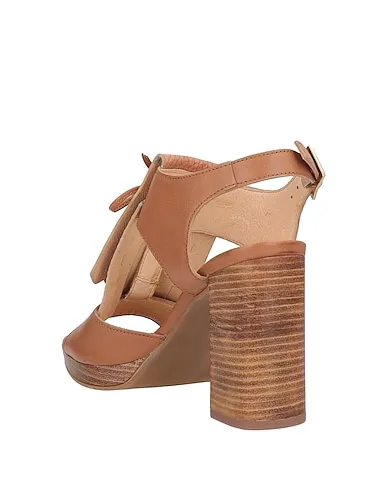 https://images.styletyx.com/images/brown-leather-sandals-manas-13197708_3.webp