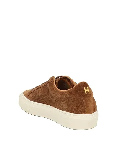 https://images.styletyx.com/images/brown-leather-sneakers-henderson-baracco-1006493686_3.webp