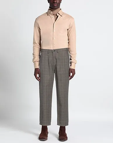 https://images.styletyx.com/images/brown-plain-weave-casual-pants-dickies-1491877876_2.webp
