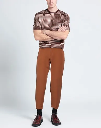 https://images.styletyx.com/images/brown-plain-weave-casual-pants-groowe-13125809_2.webp