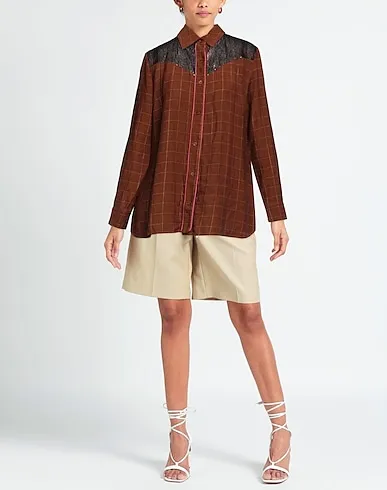 https://images.styletyx.com/images/brown-plain-weave-checked-shirt-brand-unique-3212410_2.webp