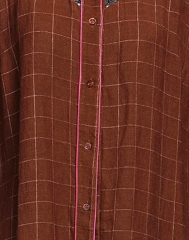 https://images.styletyx.com/images/brown-plain-weave-checked-shirt-brand-unique-3212410_4.webp