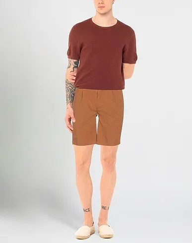 https://images.styletyx.com/images/brown-plain-weave-shorts-bermuda-0-zero-construction-2648978_2.webp