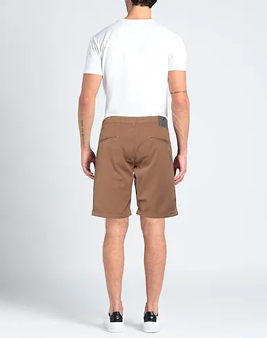 https://images.styletyx.com/images/brown-plain-weave-shorts-bermuda-baramon-454103112_3.webp
