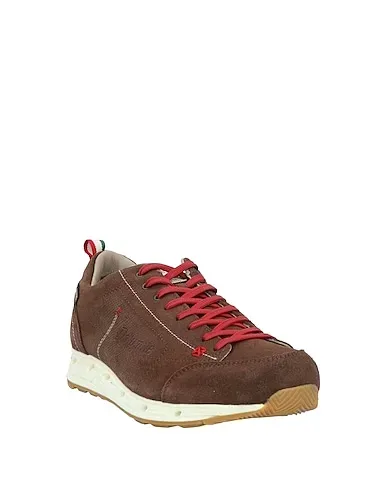 https://images.styletyx.com/images/brown-sneakers-dolomite-1363505_2.webp