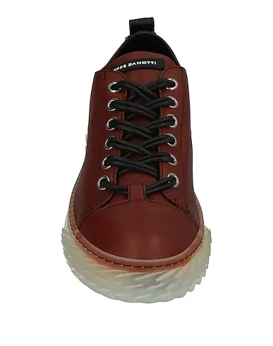 https://images.styletyx.com/images/brown-sneakers-giuseppe-zanotti-1015123_4.webp