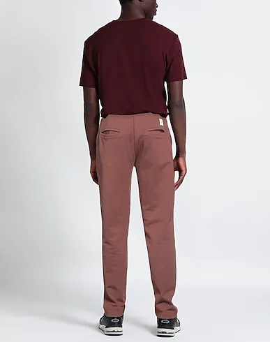https://images.styletyx.com/images/brown-sweatshirt-casual-pants-gazzarrini-875440275_3.webp