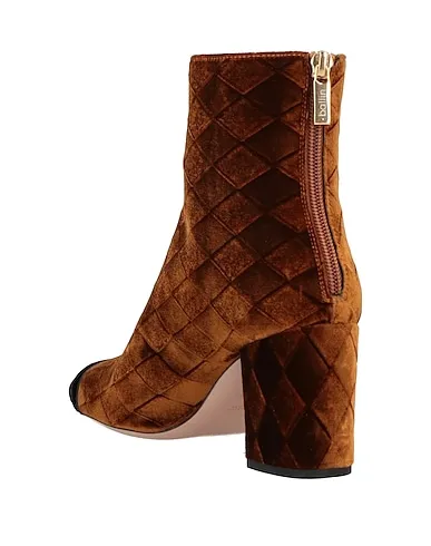 https://images.styletyx.com/images/brown-velvet-ankle-boot-ballin-3209896_3.webp
