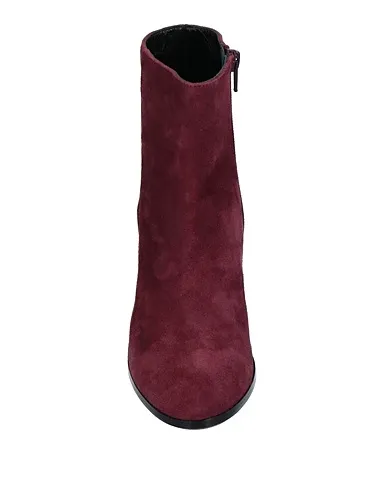 https://images.styletyx.com/images/burgundy-ankle-boot-riccardo-cartillone-1343385_4.webp