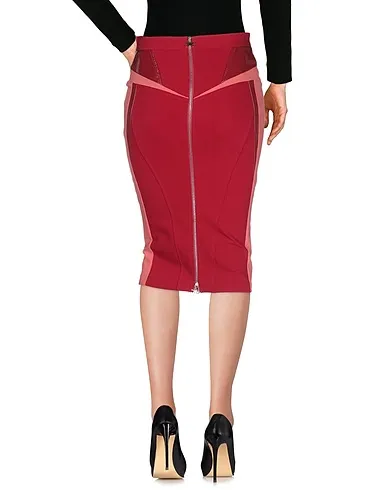 https://images.styletyx.com/images/burgundy-crepe-midi-skirt-elisabetta-franchi-3124480_3.webp