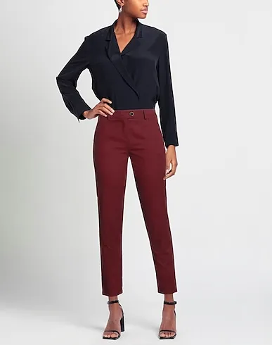 https://images.styletyx.com/images/burgundy-gabardine-casual-pants-options-1908008210_2.webp