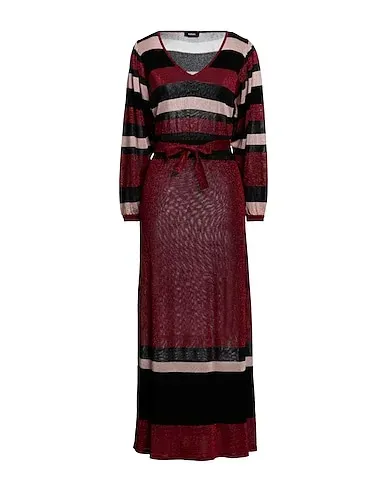 https://images.styletyx.com/images/burgundy-knitted-long-dress-marani-13226705_1.webp