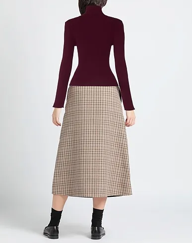 https://images.styletyx.com/images/burgundy-knitted-turtleneck-clips-872496586_3.webp