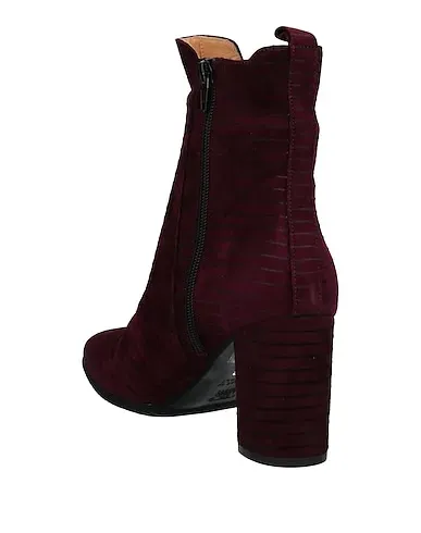 https://images.styletyx.com/images/burgundy-leather-ankle-boot-cervone-2432395_3.webp