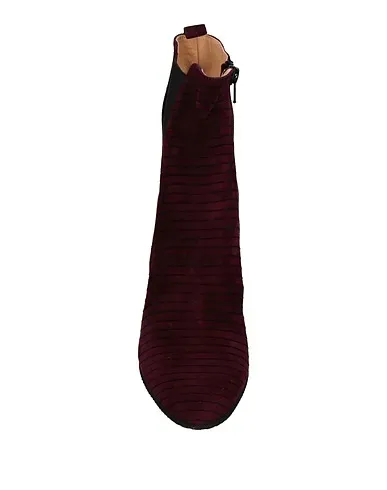 https://images.styletyx.com/images/burgundy-leather-ankle-boot-cervone-2432395_4.webp