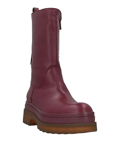 https://images.styletyx.com/images/burgundy-leather-ankle-boot-red-v-3127089_2.webp