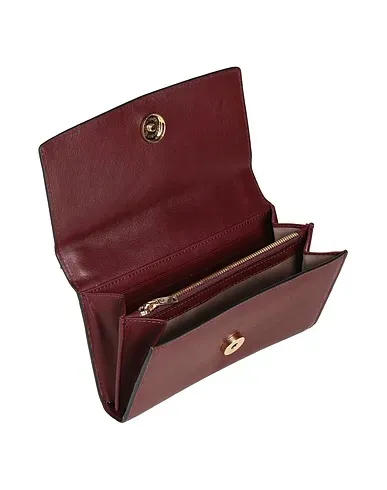https://images.styletyx.com/images/burgundy-leather-cross-body-bags-piquadro-1226747207_2.webp