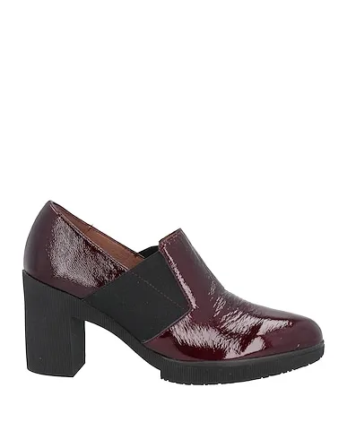 https://images.styletyx.com/images/burgundy-leather-loafers-wonders-1005118435_1.webp