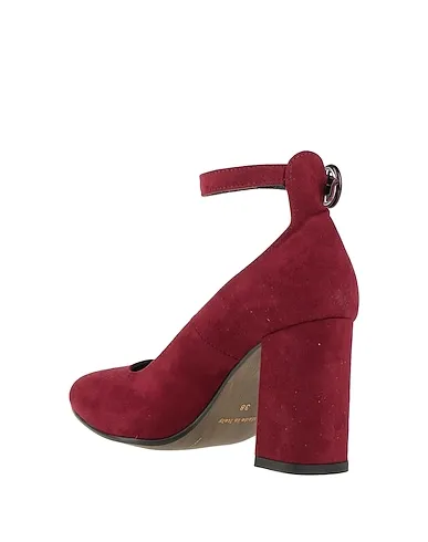 https://images.styletyx.com/images/burgundy-pump-noa-a-13127240_3.webp