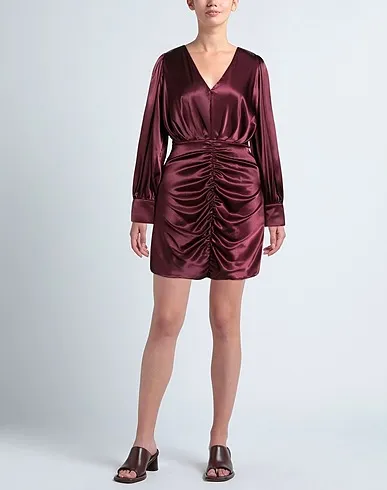 https://images.styletyx.com/images/burgundy-satin-short-dress-kontatto-13160114_2.webp