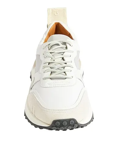 https://images.styletyx.com/images/buttero-r-white-men-s-sneakers-buttero-r-1367903_4.webp