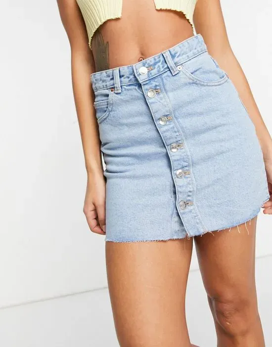 https://images.styletyx.com/images/button-front-denim-skirt-in-blue-pull-bear-2014638_1.webp