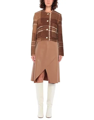https://images.styletyx.com/images/camel-boucle-coat-christian-pellizzari-1494507_2.webp