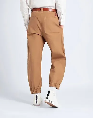 https://images.styletyx.com/images/camel-cotton-twill-casual-pants-hilfiger-collection-13255710_3.webp